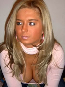 Amazing huge fat tits on this teen gets her a lot of attention