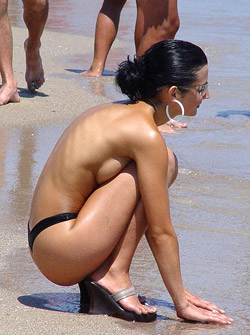 Voyeur Pictures and Movies